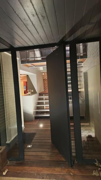 Вилла Ferme De Caractere Avec Piscine Et Cheminee Sainghin-en-Melantois Экстерьер фото